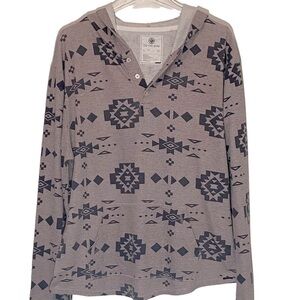 ON THE BYAS - SIZE XL - HOODED PULLOVER LIGHTWEIGHT SWEATSHIRT - AZTEC PRINT B1